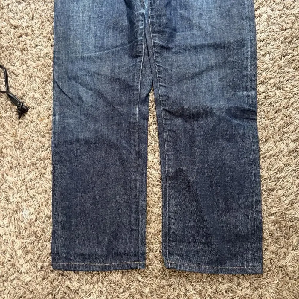 Levis levis made